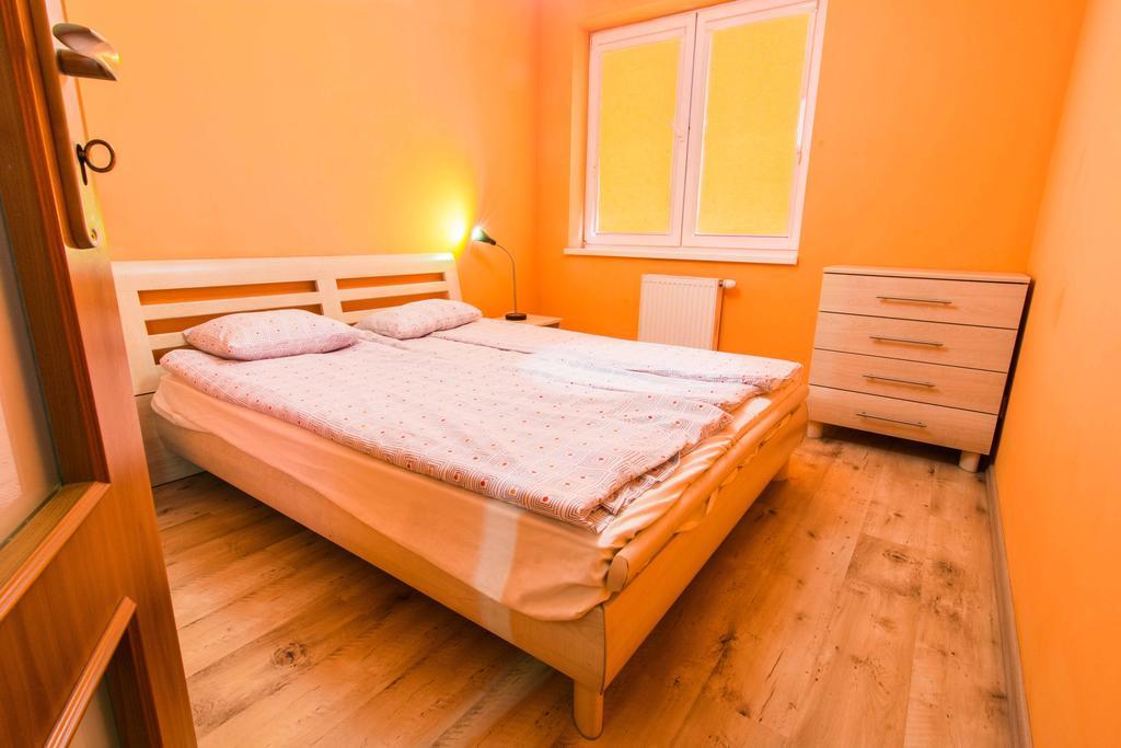 Red Apartment Вроцлав Номер фото